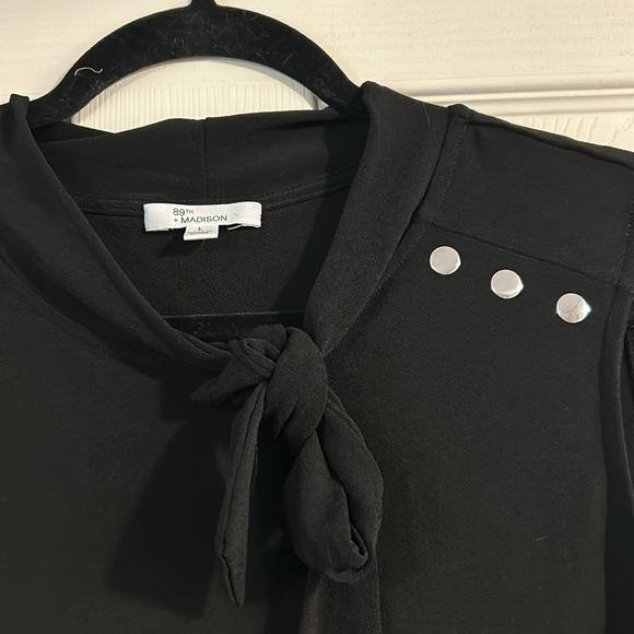 Tie-Neck Halter Work Blouse - Picture 3 of 4